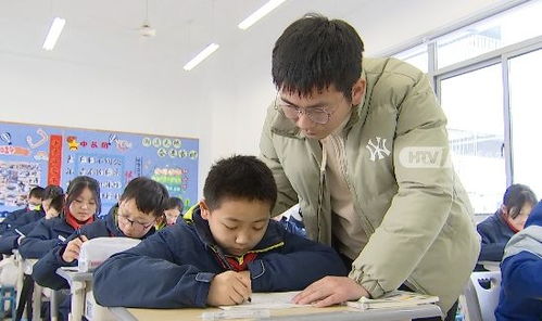 教育局回应老师让小学生深蹲数百下，尊重与责任并重，维护学生权益